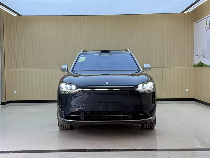 Aito M9 2025 2025款 增程 Max版 52kWh 6座版