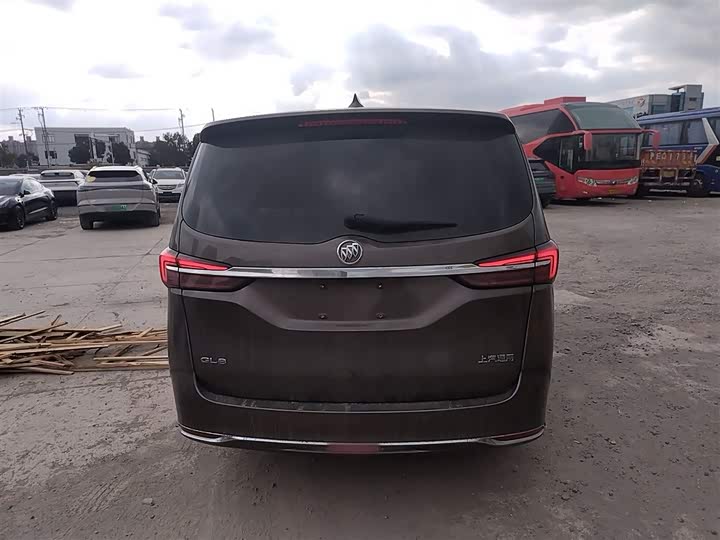 Buick GL8 ES 2023 2023款 改款 陆上公务舱 豪华型
