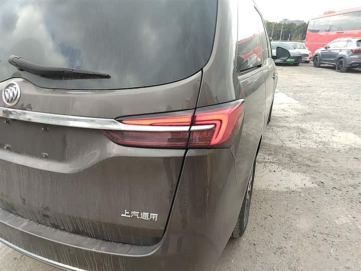 Buick GL8 ES 2023 2023款 改款 陆上公务舱 豪华型