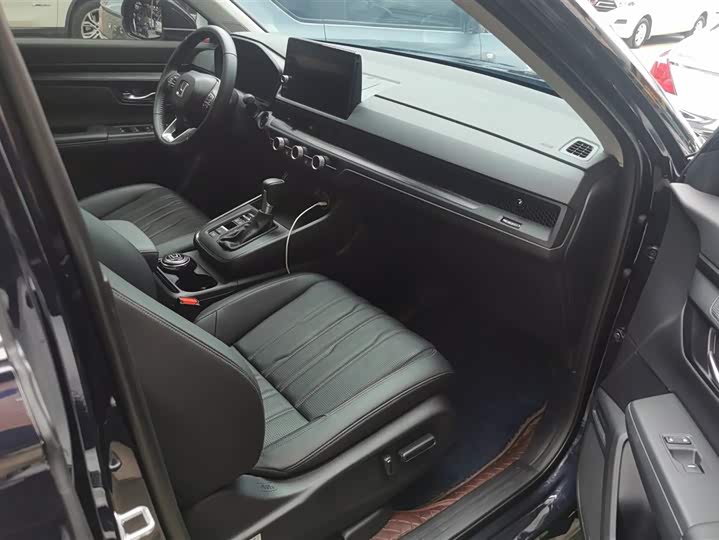 Honda Breeze 2025 2025款 240TURBO 两驱豪华版 5座