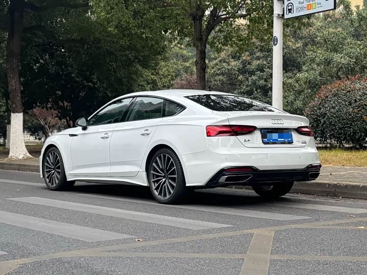 Audi A5 2024 2024款 Sportback 40 TFSI quattro 豪华动感型