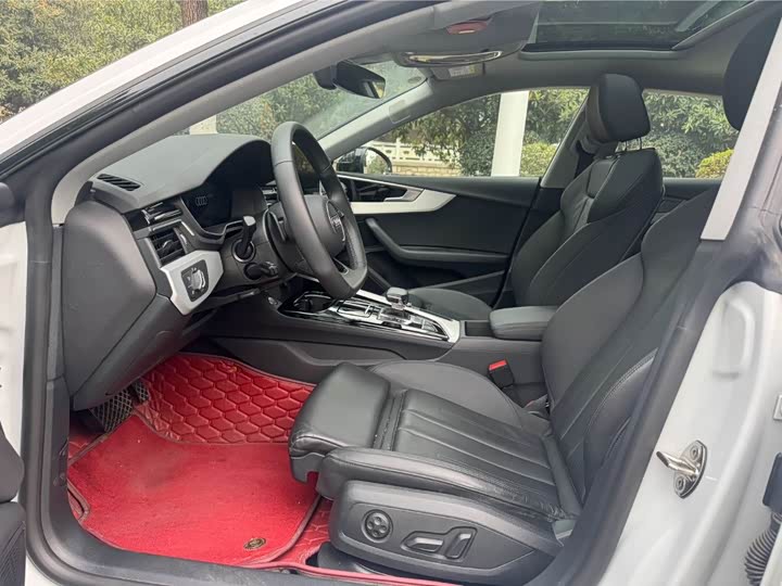 Audi A5 2024 2024款 Sportback 40 TFSI quattro 豪华动感型