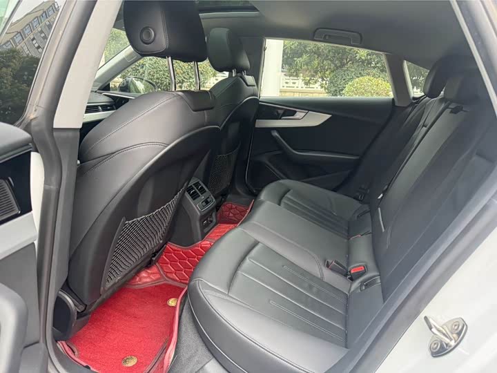 Audi A5 2024 2024款 Sportback 40 TFSI quattro 豪华动感型