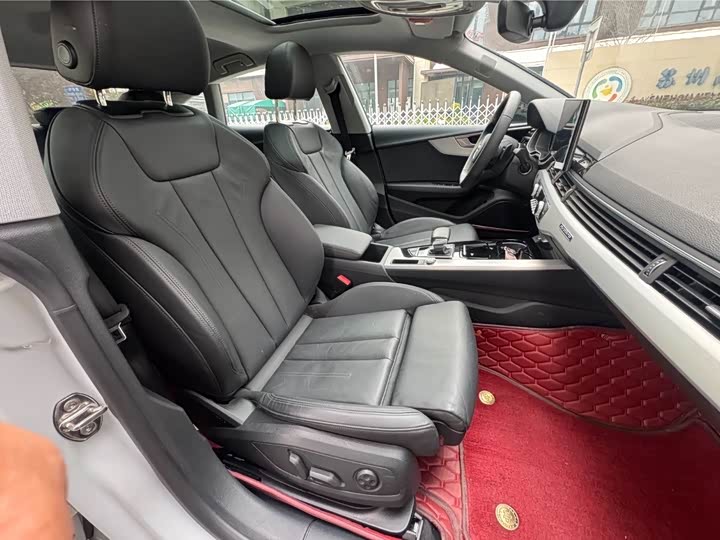 Audi A5 2024 2024款 Sportback 40 TFSI quattro 豪华动感型