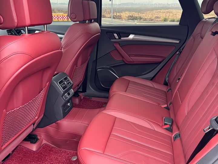 Audi Q5L 2025 2025款 40 TFSI 豪华动感型