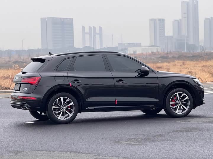 Audi Q5L 2025 2025款 40 TFSI 豪华动感型