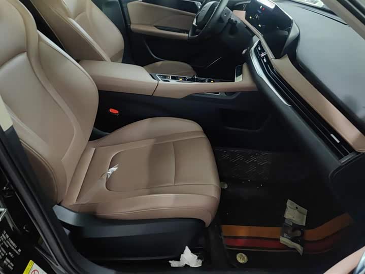 Bestune B70 2024 2024款 龙腾版 1.5T 领创型