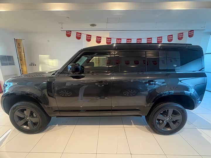 Land Rover Defender 2024 2024款 110 3.0T P400 X-DYNAMIC HSE