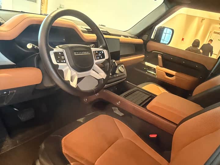 Land Rover Defender 2024 2024款 110 3.0T P400 X-DYNAMIC HSE