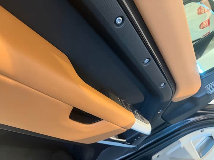 Land Rover Defender 2024 2024款 110 3.0T P400 X-DYNAMIC HSE