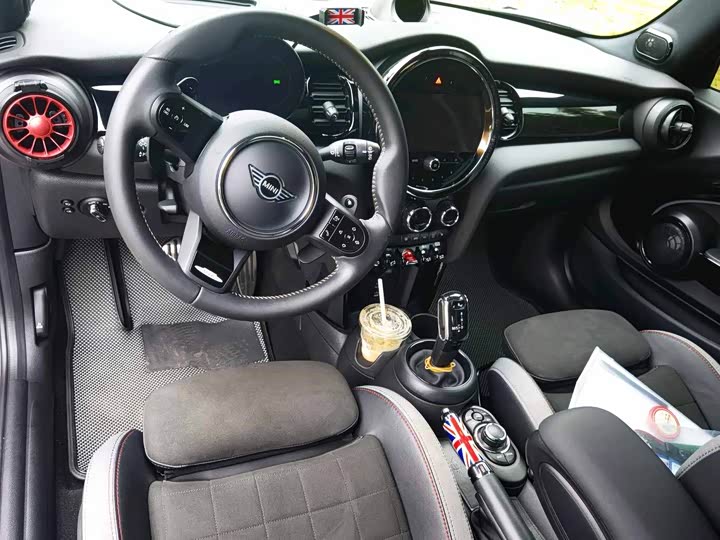 Mini Mini JCW 2022 2022款 改款 2.0T JOHN COOPER WORKS ALL-IN