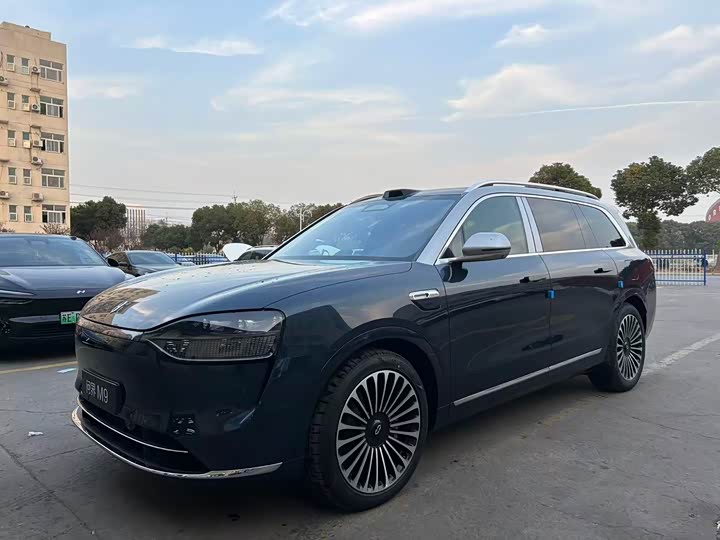 Aito M9 2025 2025款 增程 Max版 52kWh 5座版