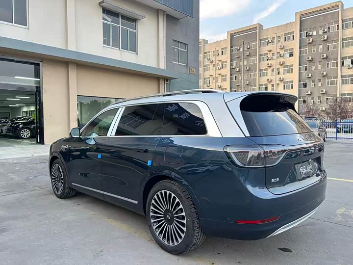 Aito M9 2025 2025款 增程 Max版 52kWh 5座版
