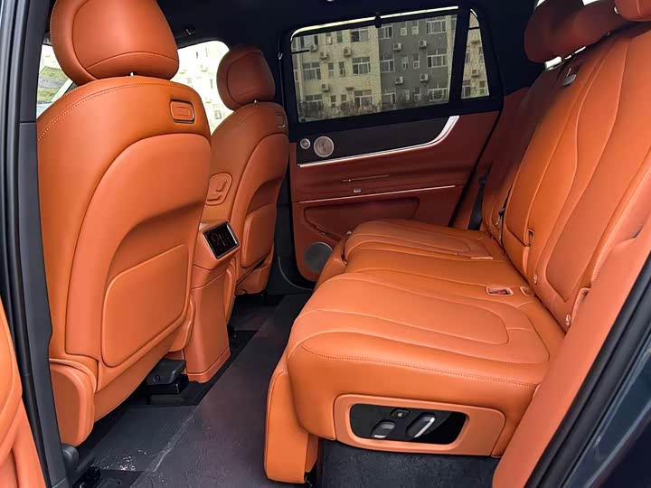 Aito M9 2025 2025款 增程 Max版 52kWh 5座版