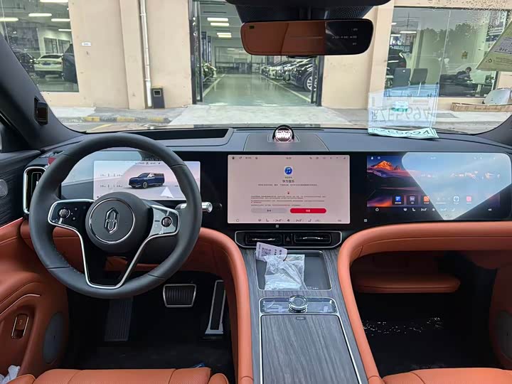 Aito M9 2025 2025款 增程 Max版 52kWh 5座版