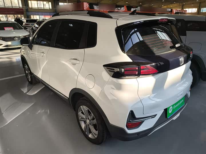Changan CS15 2021 2021款 1.5L 自动进取型