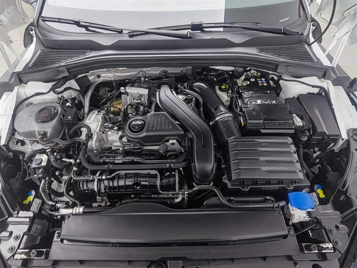 Volkswagen Lamando L 2026 2026款 凌渡L 300TSI 凌感版