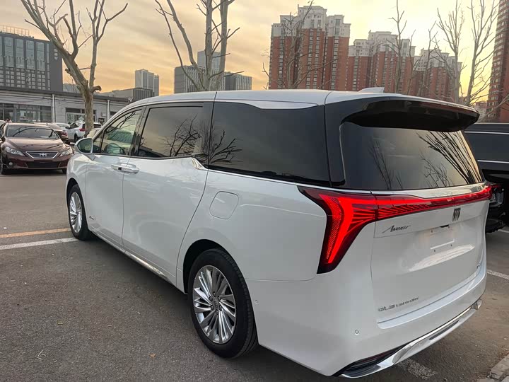 Buick GL8 Century 2025 2025款 2.0T 七座蕴世版