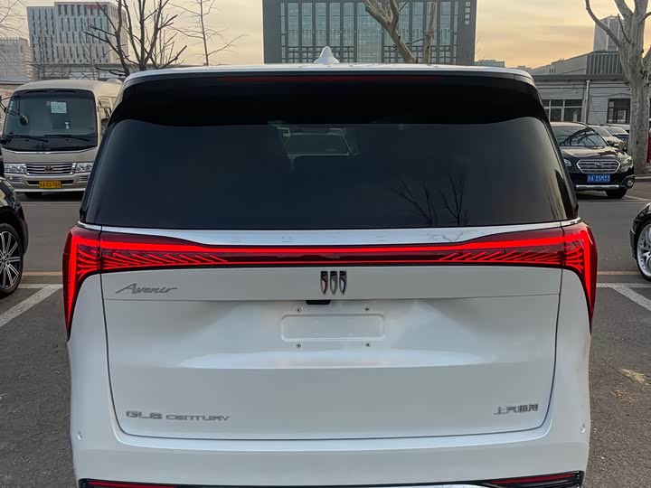 Buick GL8 Century 2025 2025款 2.0T 七座蕴世版