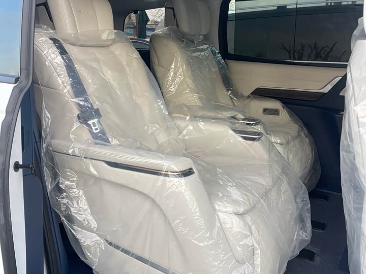 Buick GL8 Century 2025 2025款 2.0T 七座蕴世版