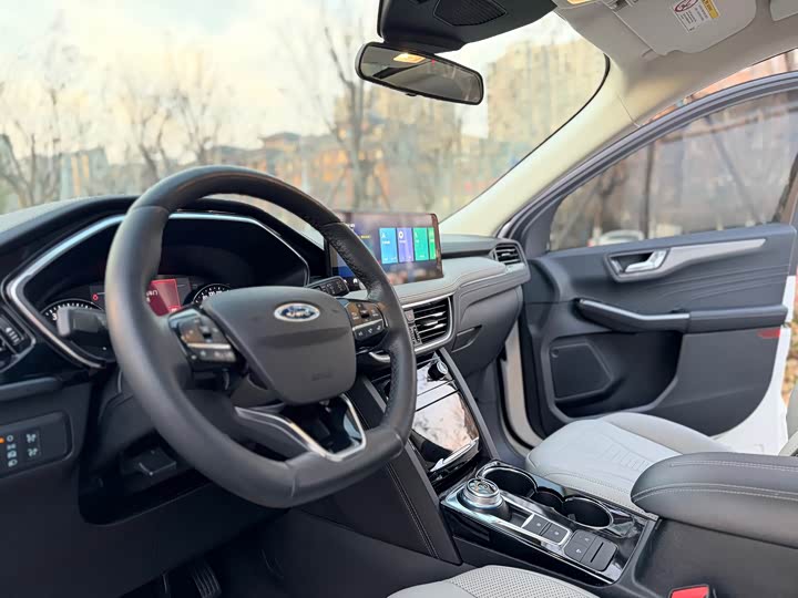 Ford Escape 2020 2020款 EcoBoost 245 两驱耀享款
