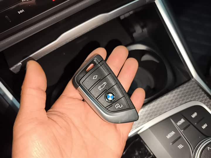 BMW i3 2025 2025款 eDrive 40 L 曜夜套装