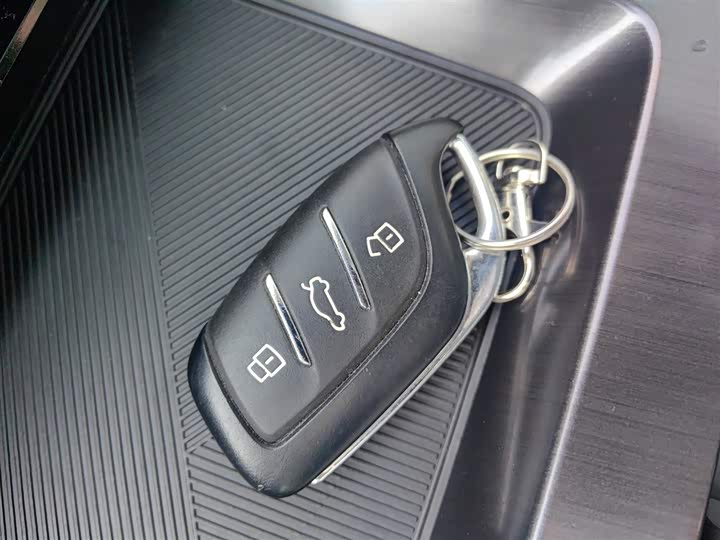 Roewe RX5 Max 2022 2022款 1.5T 自动有为尊贵版