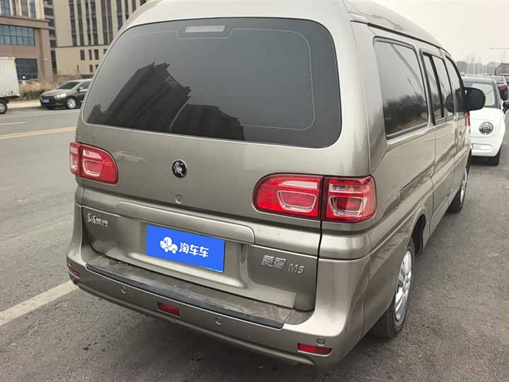 Dongfeng Forthing Lingzhi M5 2023 2023款 M5L 1.6L 基本型 5座
