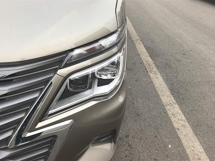 Dongfeng Forthing Lingzhi M5 2023 2023款 M5L 1.6L 基本型 5座