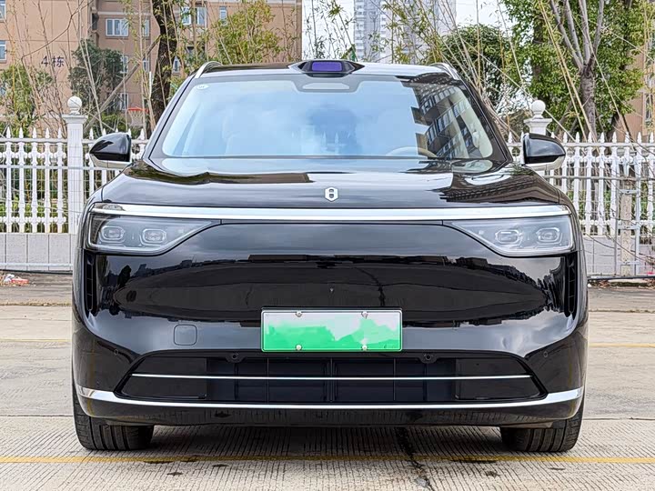 Aito M8 2025 2025款 增程 Ultra版 53.4kWh 6座版