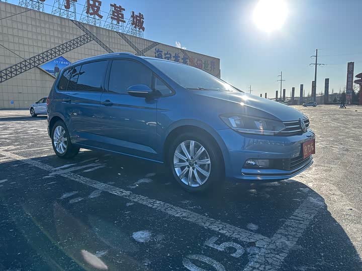 Volkswagen Touran L 2021 2021款 途安L 280TSI DSG舒适版 7座