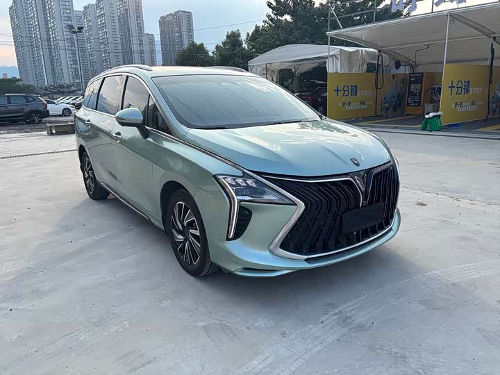 Dongfeng Forthing Yacht 2022 2022款 1.5T DCT逐浪版
