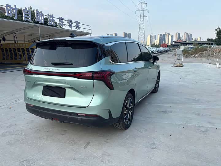 Dongfeng Forthing Yacht 2022 2022款 1.5T DCT逐浪版