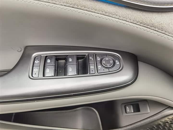 BYD Seal 07 DM-i Hybrid 2025 2025款 DM-i 1.5L 125km 豪华型