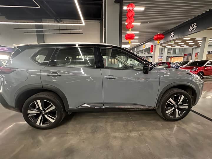 Nissan X-Trail 2021 2021款 VC-Turbo 300 CVT 4WD尊享版