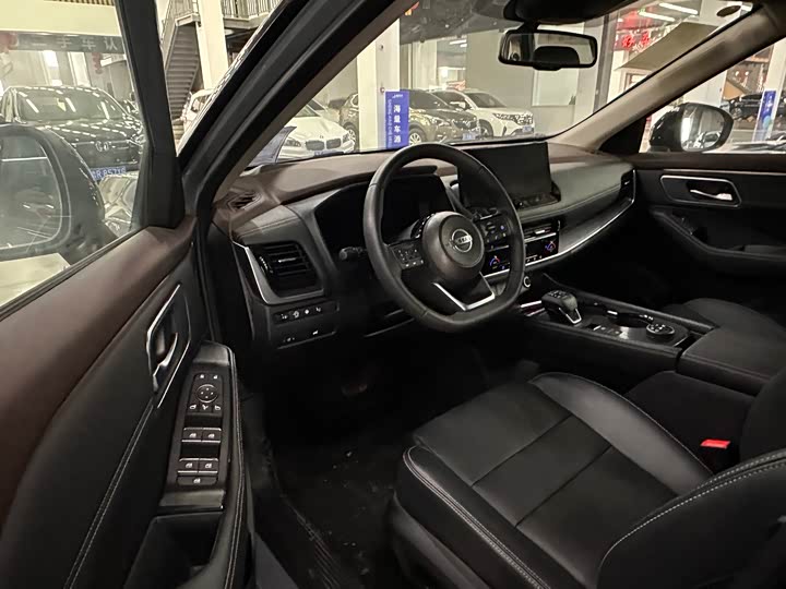 Nissan X-Trail 2021 2021款 VC-Turbo 300 CVT 4WD尊享版