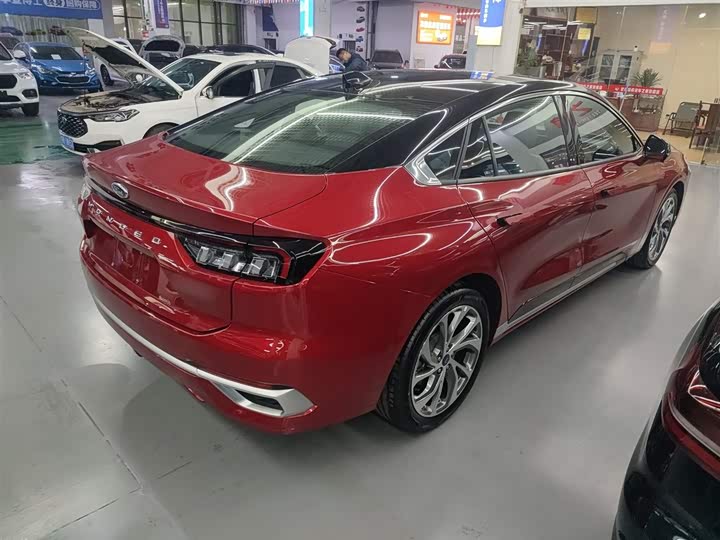 Ford Mondeo 2025 2025款 2.0T EcoBoost 至尊型
