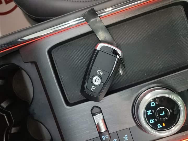 Ford Mondeo 2025 2025款 2.0T EcoBoost 至尊型