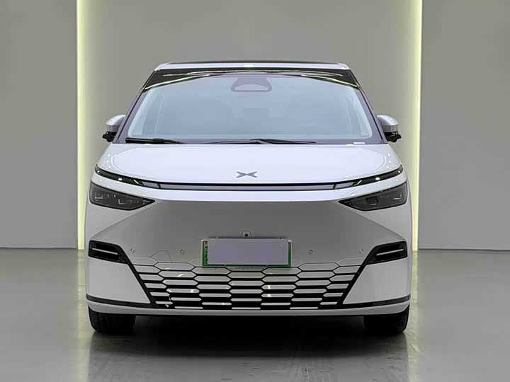 XPeng X9 2025 2025款 纯电 740超长续航 Max