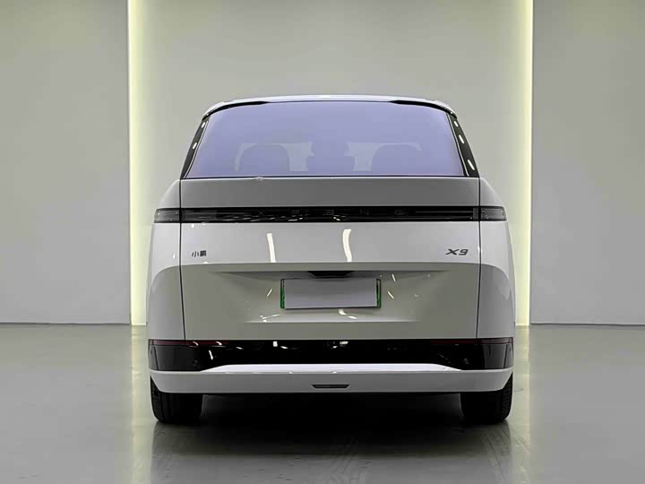 XPeng X9 2025 2025款 纯电 740超长续航 Max