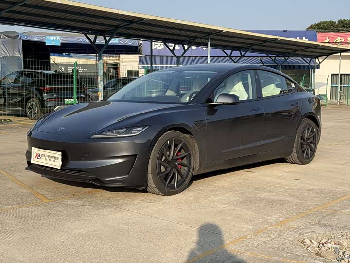2024 Tesla Model 3