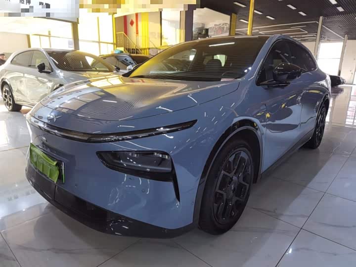 2025 XPeng G7