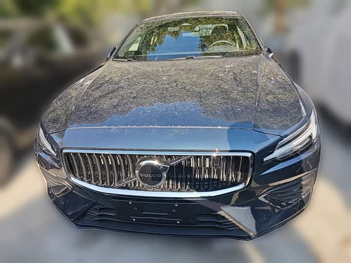 Volvo S60 2025 2025款 B4 智逸豪华版
