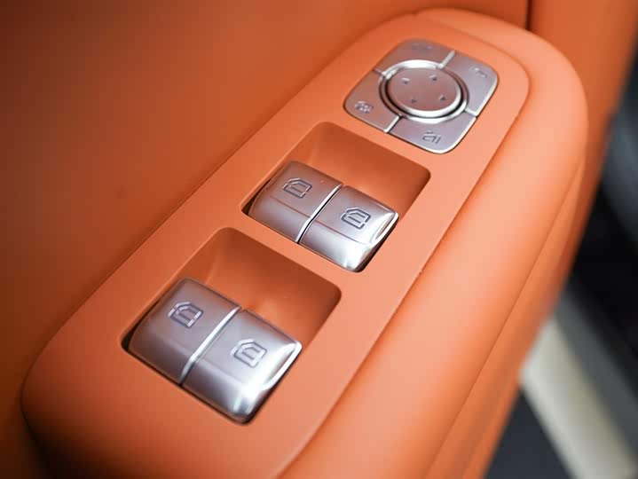 LiXiang L9 2025 2025款 Ultra 智能焕新版