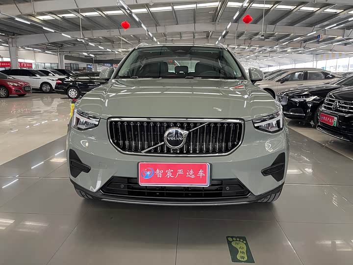 Volvo XC40 2025 2025款 B4 四驱智远豪华版