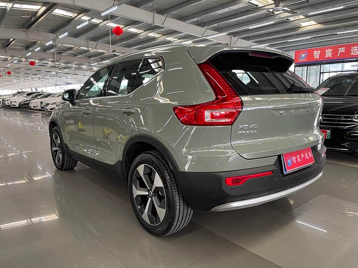 Volvo XC40 2025 2025款 B4 四驱智远豪华版