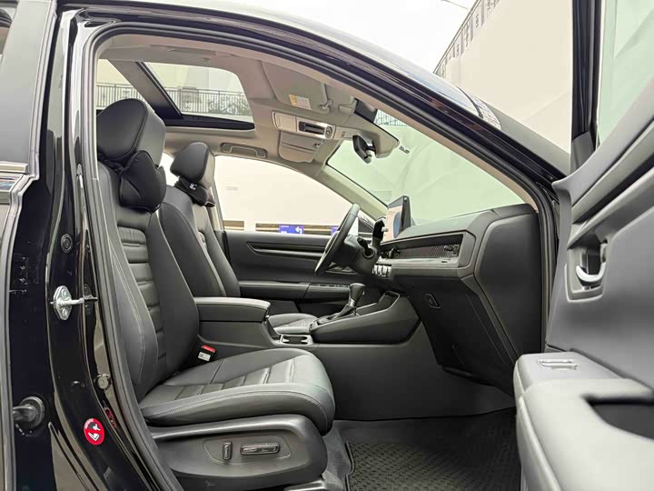 Honda CR-V 2024 2024款 240TURBO 两驱锋尚版 5座