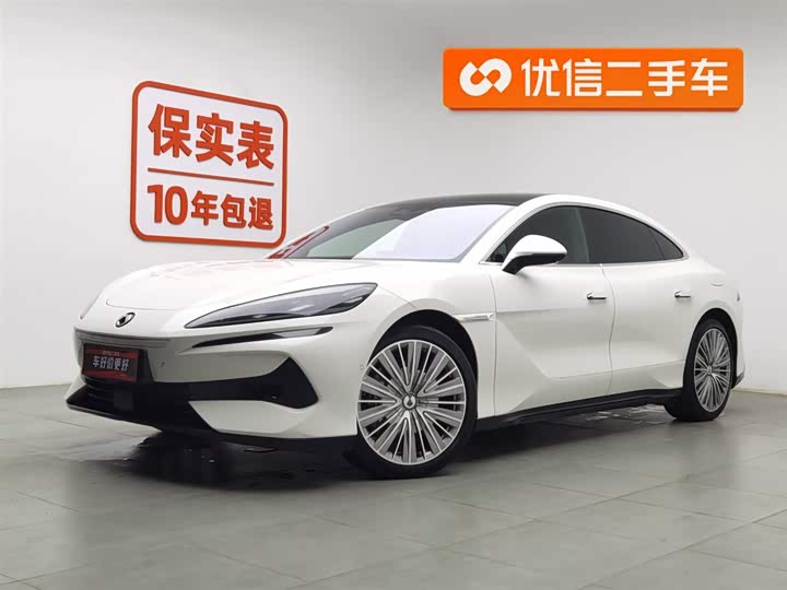 Denza Z9 2024 2024款 1100km 四驱Ultra版