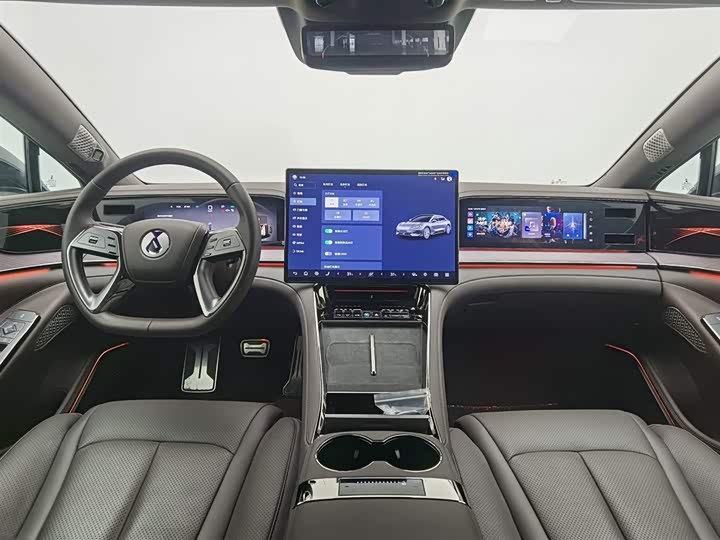 Denza Z9 2024 2024款 1100km 四驱Ultra版