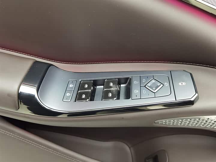 Denza Z9 2024 2024款 1100km 四驱Ultra版